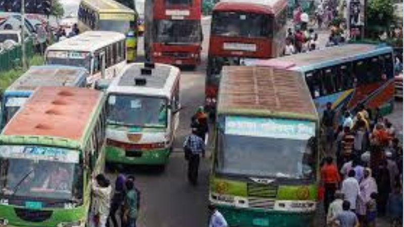 ঢাকায় যানজটের দুর্ভোগ: ৮২ লাখ কর্মঘণ্টা নষ্ট হচ্ছে