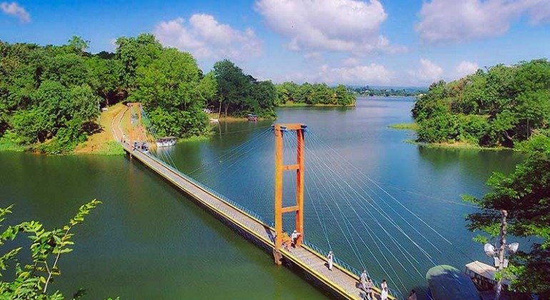 আজ  ‘বিশ্ব পর্যটন দিবস’