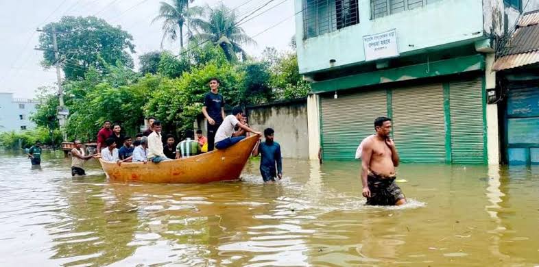 বন্যা দুর্গতদের জন্য তোলা ৮ কোটি টাকা সরকারের পুনর্বাসন তহবিলে যাবে