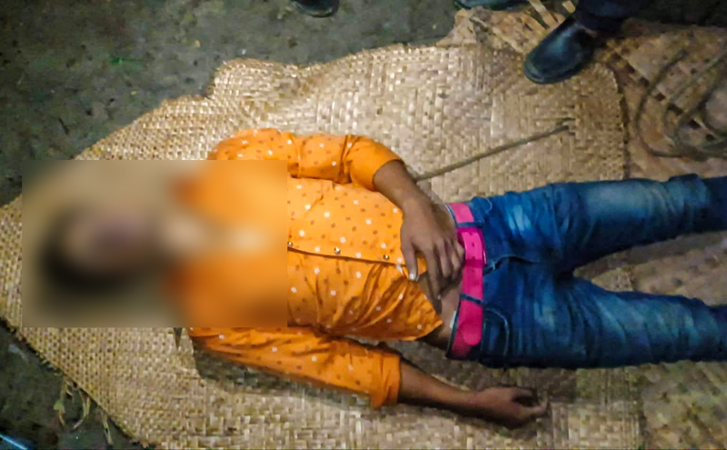 মহিপুরে গাছ থেকে যুবকের ঝুলন্ত লাশ উদ্ধার
