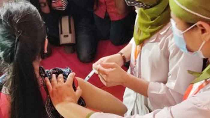 এ সপ্তাহেই ১২ থেকে ১৭ বছর বয়সী শিক্ষার্থীদের টিকাদান