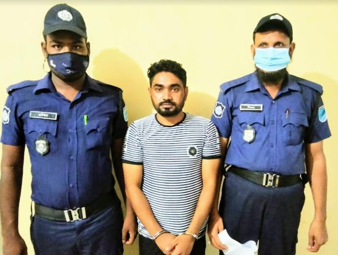গোয়ালন্দে স্ত্রীর মামলায় স্বেচ্ছাসেবক লীগ নেতা গ্রেপ্তার