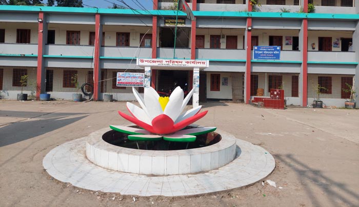 ইউএনও'র নাম্বার ক্লোন করে আড়াই লক্ষ টাকা হাতিয়ে নিল প্রতারক !