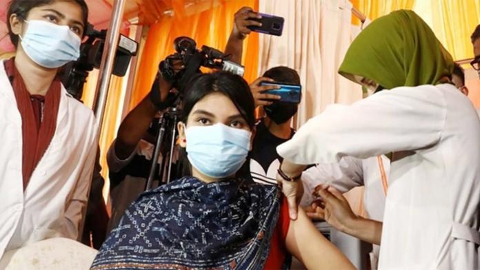টিকা নিবন্ধনে বয়সসীমা সর্বনিম্ন ১৮ বছর নির্ধারণ