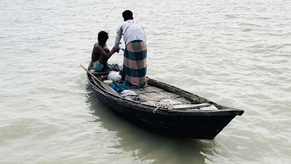 নিষেধাজ্ঞা অমান্য করে ইলিশ ধরায় বরিশালে ৩১৪ জেলের কারাদন্ড