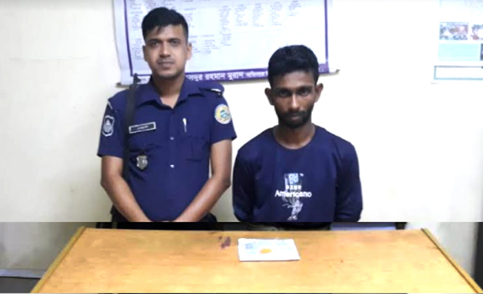 লালমোহনে ইয়াবাসহ যুবক গ্রেফতার