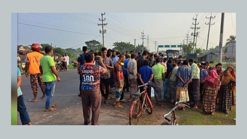 সকাল সকাল সাতক্ষীরায় ট্রাক-মোটরসাইকেল সংঘর্ষে তিনজন নিহত