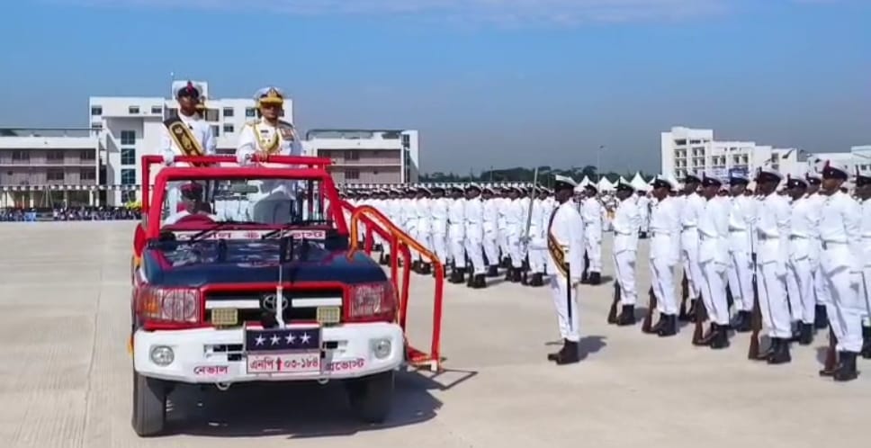 নৌবাহিনীকে আধুনিক শক্তিতে পরিণত করার লক্ষ্যে দৃঢ় প্রতিজ্ঞ-নৌবাহিনী প্রধান