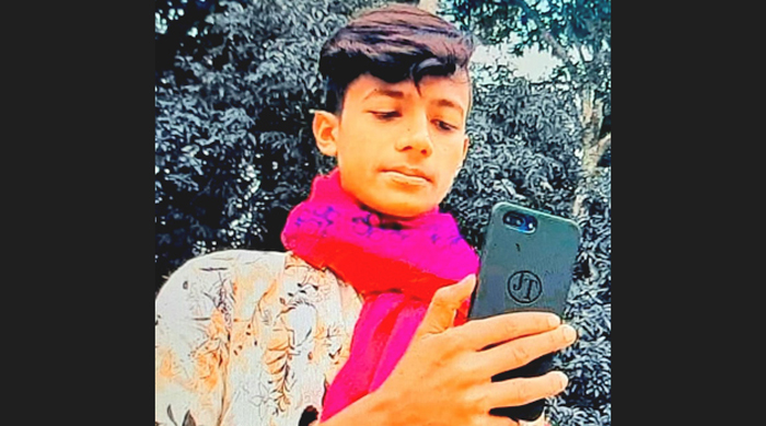 ঢাকায় ট্রেনের ধাক্কায় শিক্ষার্থীর মৃত্যু