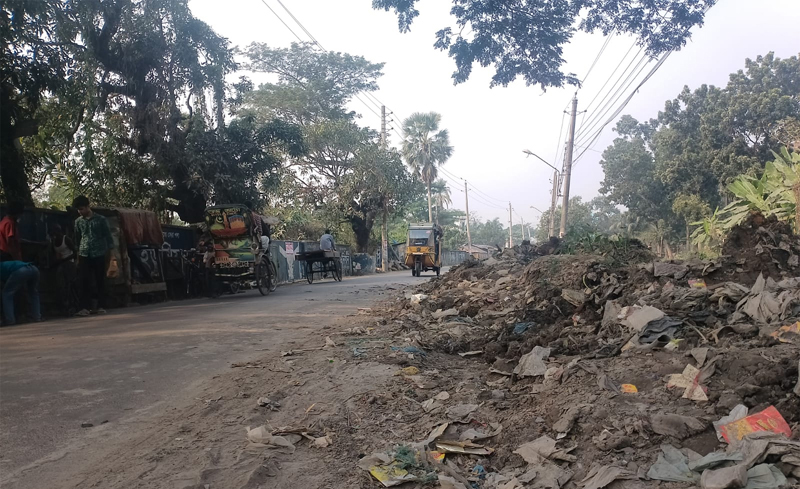 বরিশালে লাকুটিয়া খাল পরিস্কারের পরও জনদুর্ভোগ, উদাসীন সিটি কর্পোরেশন